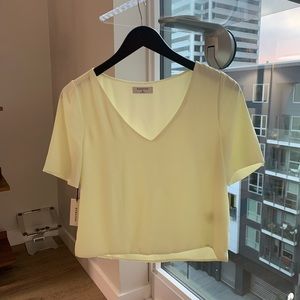 Aritzia Babaton Randy Blouse in cool glow yellow, size XS, NWT